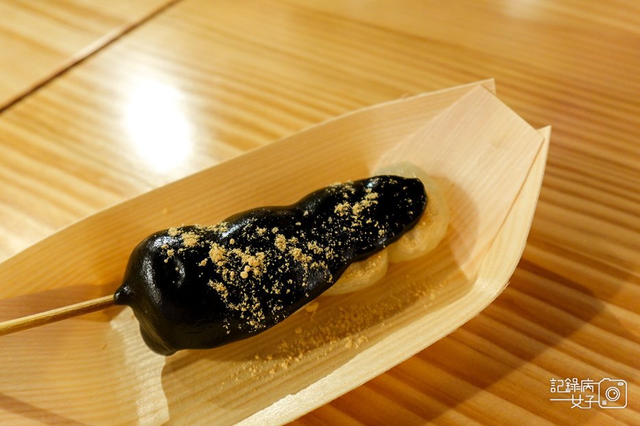 40南港唐吉訶德ヲた飯堂現烤糰子抹茶糰子醬油糰子.jpg