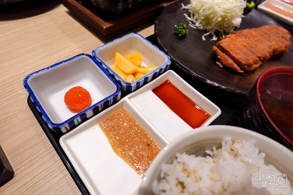 35林口炸牛元村炸牛排定食炸牛肉.jpg