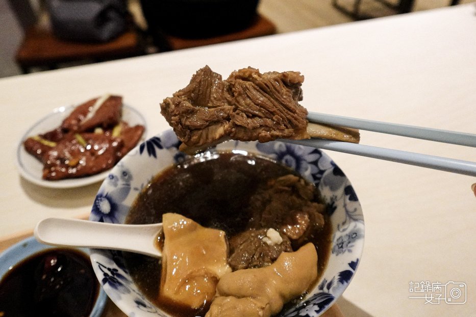 30台北華山文慶雞新加坡海南雞飯巴生肉骨茶豬肚豬肋排.jpg