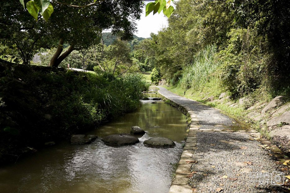 64台北內湖碧山巖鯉魚山小人國步道圓覺寺瀑布步道大溝溪親水公園.jpg