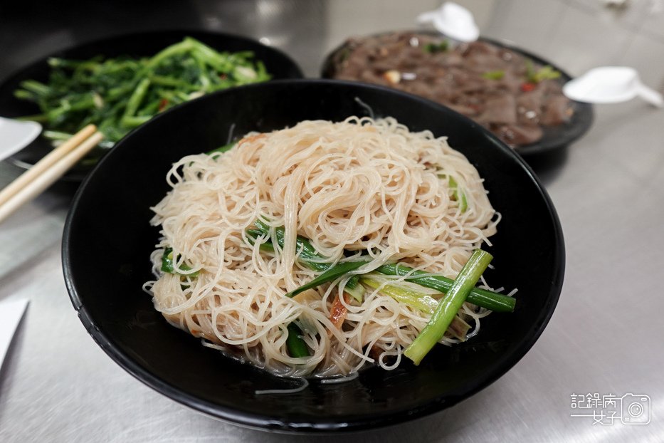 8新竹北門城隍廟口鴨香飯許二姐鴨肉許鴨肉飯炊粉炒鴨血.jpg