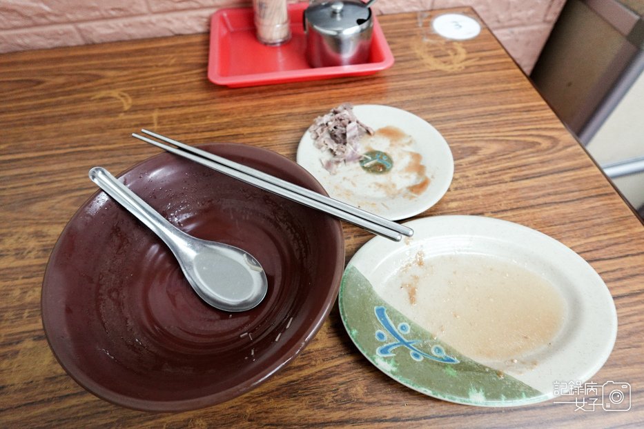 29台北信義市政府鴨肉謝當歸鴨麵線油麵乾麵脆腸下水湯.jpg