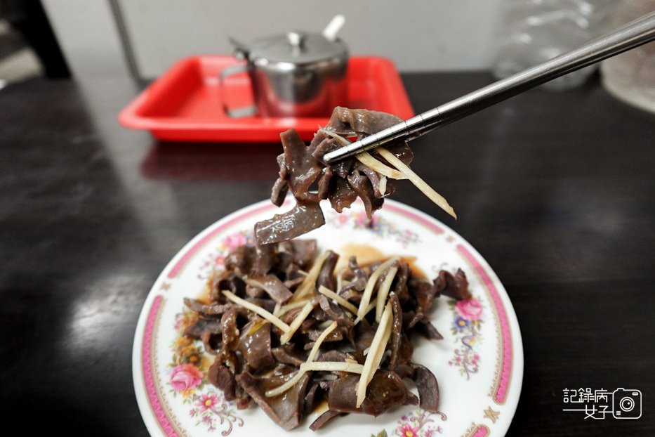 46台北信義市政府鴨肉謝當歸鴨麵線鴨肉米粉湯下水.jpg