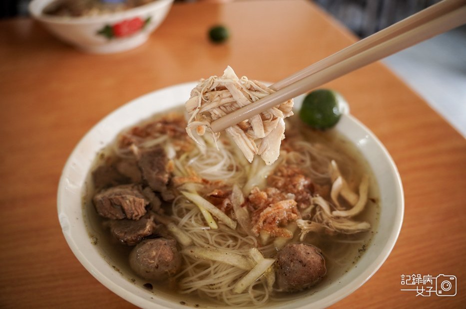 36馬來西亞沙巴神山Pekan Nabalu Weekly Market拿巴魯小鎮Soto Campur.jpg