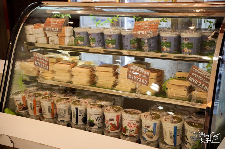 30 DESA CAFE DESA DAIRY FARM KUNDASANG  meue菜單.jpg