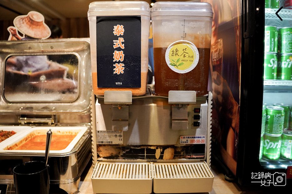 23藍象廷泰式火鍋吃到飽打拋肉飯咖哩香米飯泰式奶茶摩摩渣渣綠咖哩鍋.jpg