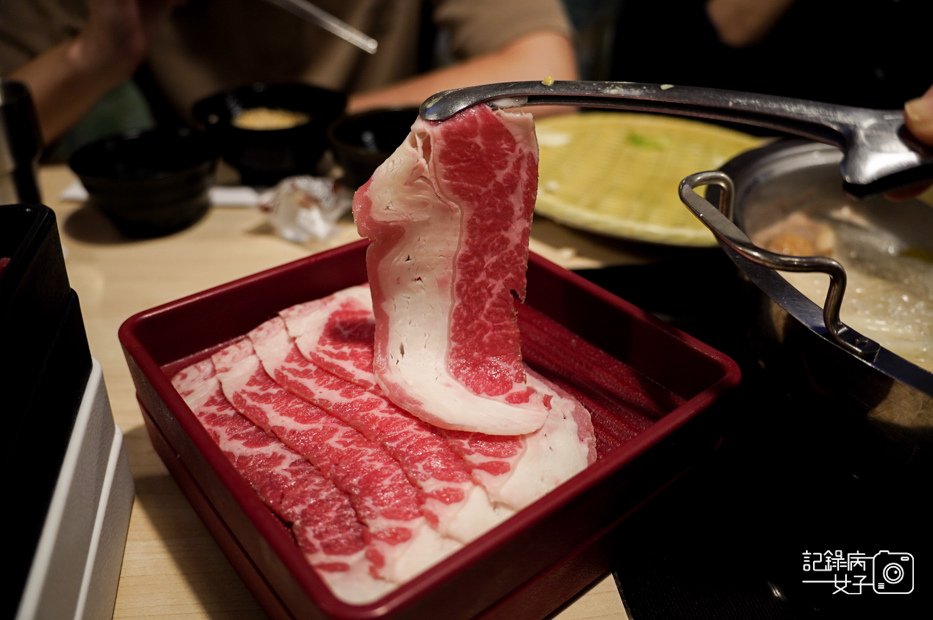 29藍象廷泰式火鍋吃到飽打拋肉飯咖哩香米飯泰式奶茶摩摩渣渣綠咖哩鍋.jpg