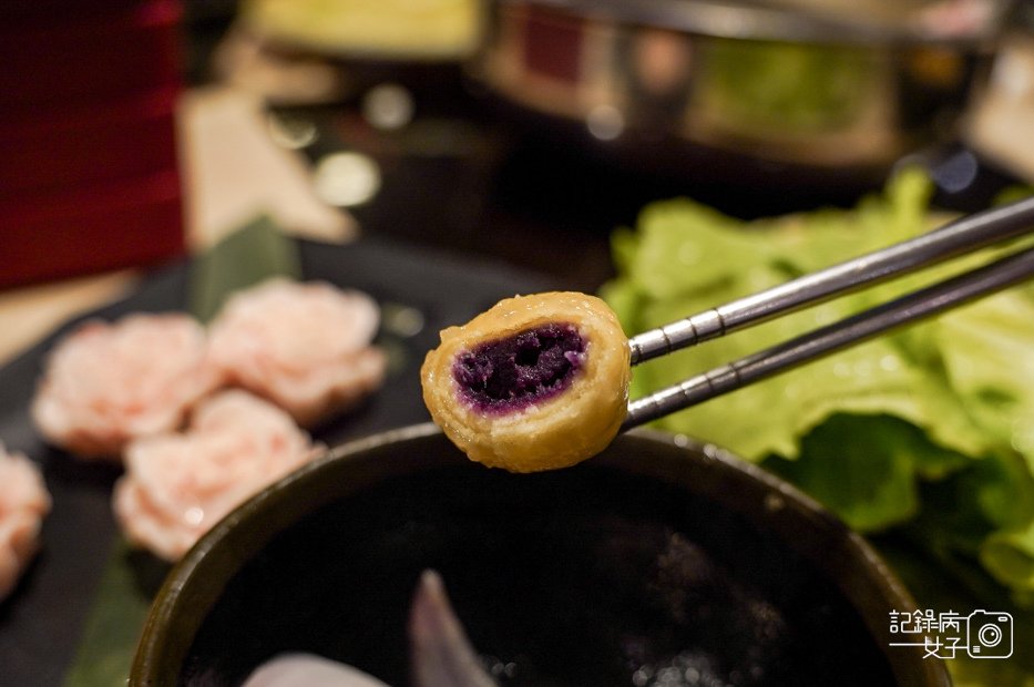 39藍象廷泰式火鍋吃到飽打拋肉飯咖哩香米飯泰式奶茶摩摩渣渣綠咖哩鍋.jpg