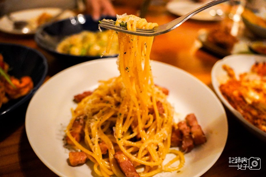 43貝佛街餐酒館Belfort Bistro培根蛋奶義大利麵寬麵義大利麵黑松露燉飯.jpg