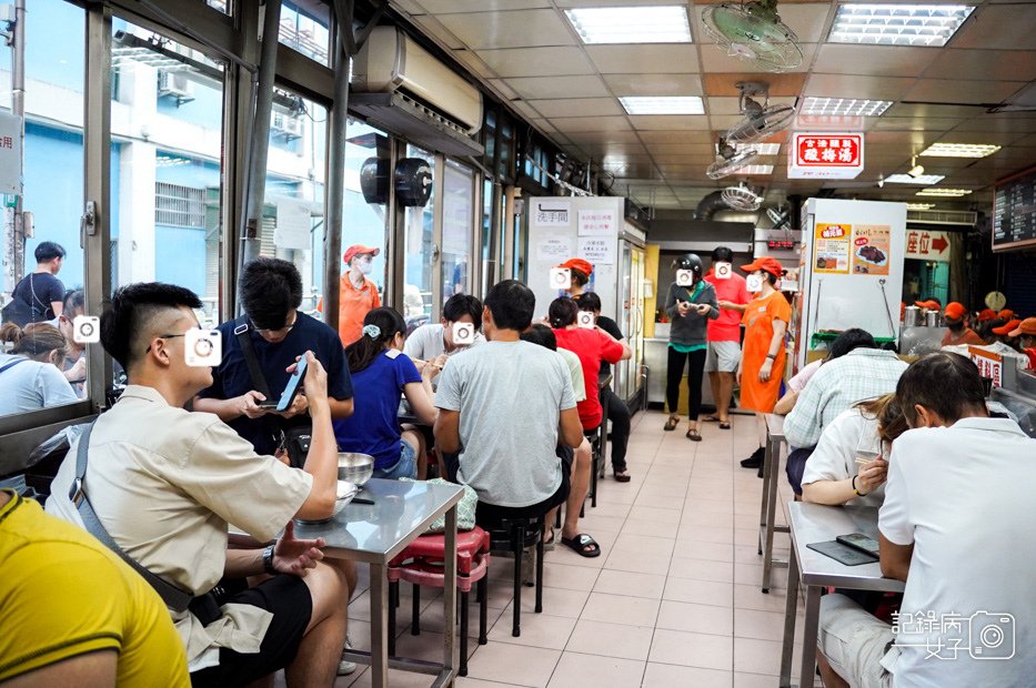 3桃園中壢24小時營業永川牛肉麵重口味川味牛肉麵乾拌武松麵.jpg