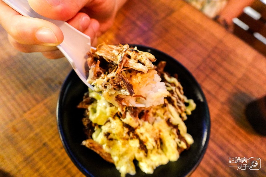 16台北大安區鳥人拉麵炙烤豬肉絲丼飯美乃滋叉燒飯.jpg