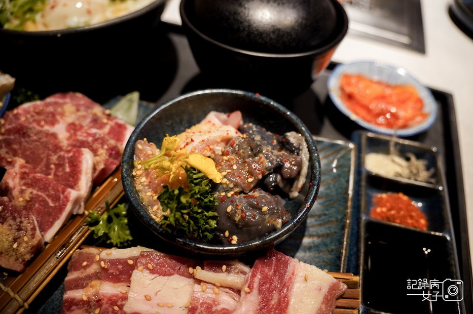 19高雄美食單人燒肉Smile自助吧無限吃到飽放題板腱牛烏骨雞.jpg