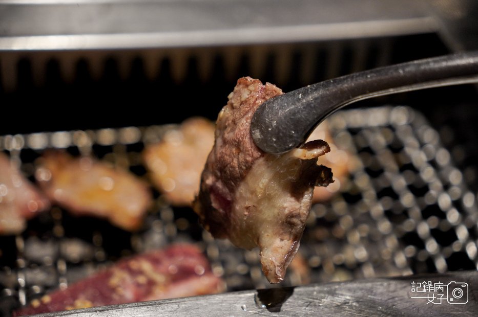 33高雄美食單人燒肉Smile自助吧無限吃到飽放題板腱牛烏骨雞.jpg