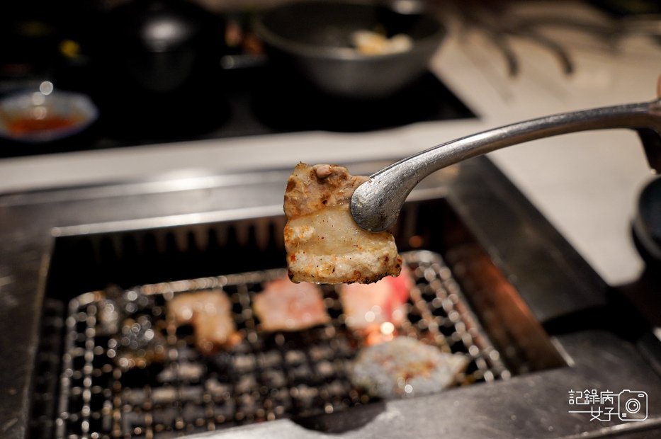 34高雄美食單人燒肉Smile自助吧無限吃到飽放題板腱牛烏骨雞.jpg