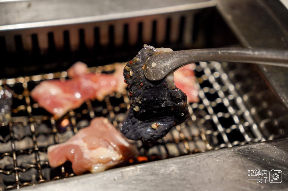 35高雄美食單人燒肉Smile自助吧無限吃到飽放題板腱牛烏骨雞.jpg