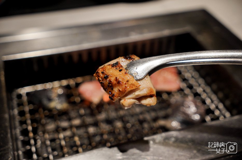 36高雄美食單人燒肉Smile自助吧無限吃到飽放題板腱牛烏骨雞.jpg