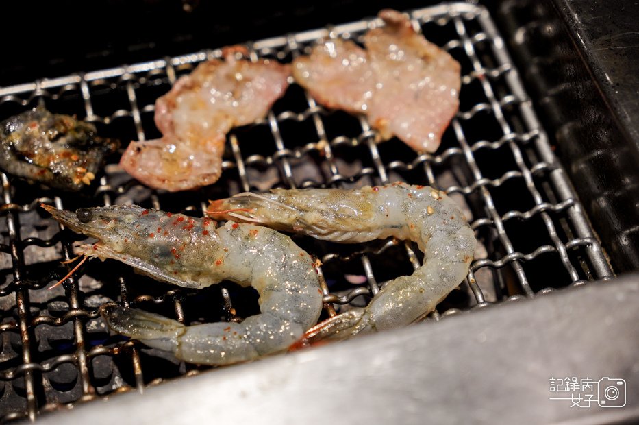 37高雄美食單人燒肉Smile自助吧無限吃到飽放題板腱牛烏骨雞.jpg