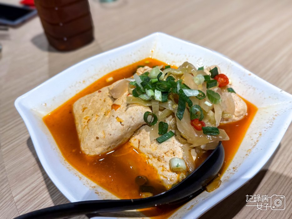 41必比登推薦吉林路阿城鵝肉吉林二店香辣臭豆腐虱目魚皮湯蛤蜊湯.jpg