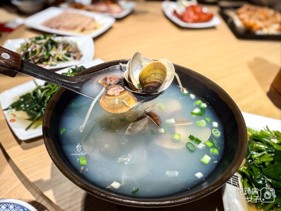 47必比登推薦吉林路阿城鵝肉吉林二店香辣臭豆腐虱目魚皮湯蛤蜊湯.jpg
