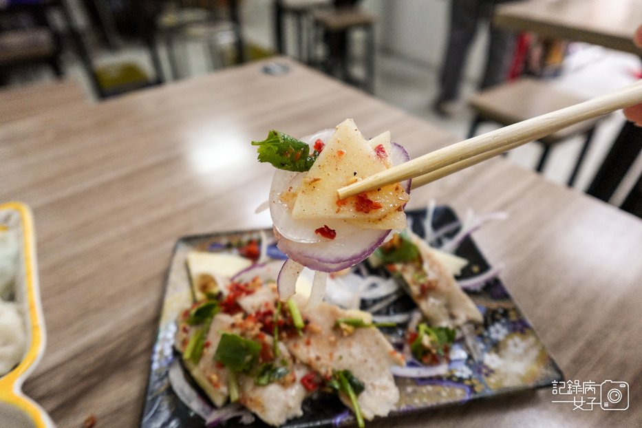 29台北信義松山區宜蘭正常鮮肉小籠湯包松阪豬饒河夜市.jpg