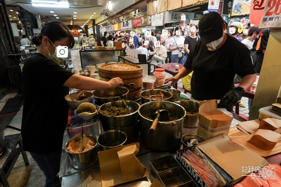7台北萬華區源芳刈包割包四神湯華西街夜市美食必比登推薦.jpg