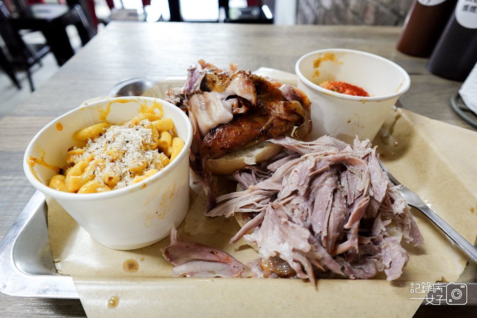 18南港烤肉Bogart%5Cs Smokehouse Taipei美式木柴煙燻屋雙肉套餐Pick any 2 meats.jpg