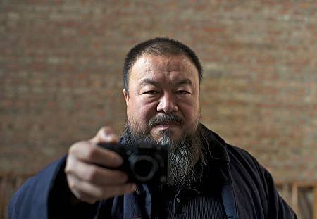 nEO_IMG_Ai Weiwei