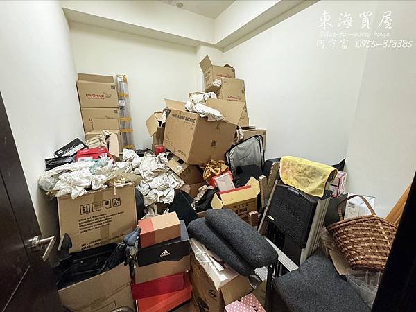 東海買屋~沙鹿區-溫莎莊園三車位電梯別墅2700萬(已成交出