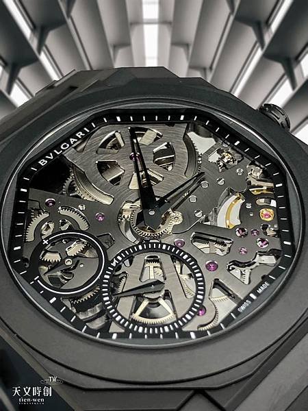 BVLGARI Octo Finissimo Skeleton Ceramic3.jpg