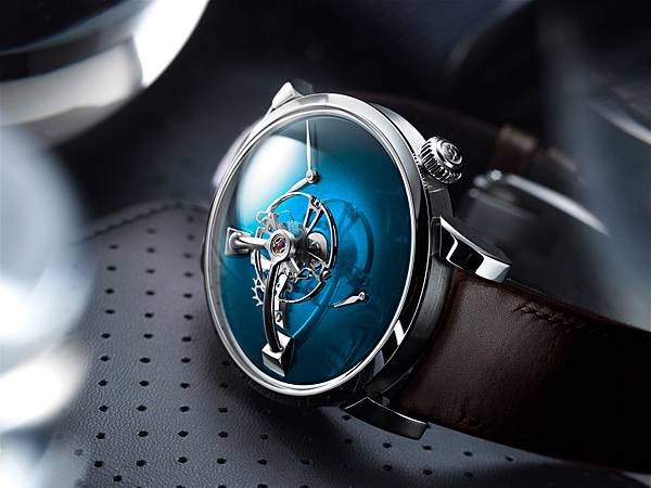 MBandF-HMoser-Lifestyle1_Lres.jpg