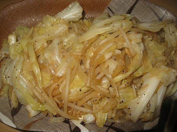鐵板黑胡椒高麗菜.JPG