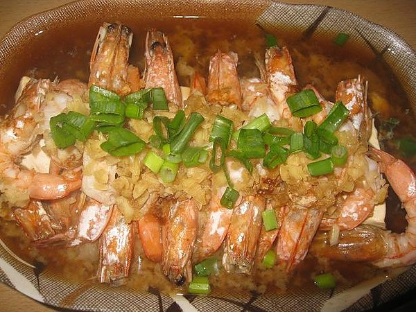 蒜蓉蒸蝦佐豆腐.JPG