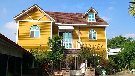 2012.11.25。哈妮1歲2個月又16天。桃園南非美食小屋-4