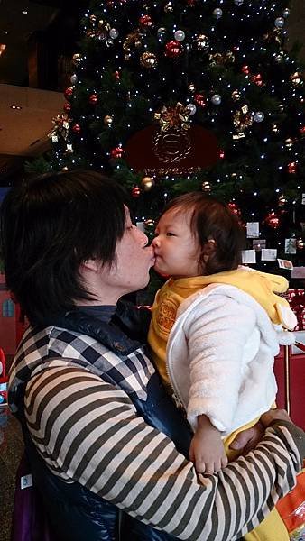 2014.12.15。(3歲3個月又6天)(1歲5個月又23天)。竹北喜來登飯店吃下午茶buffet-16
