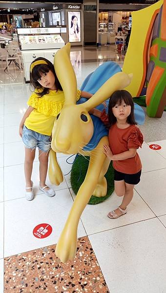 2018.08.21。(6歲11個月又12天)。(5歲1個月又30天)。桃園中壢大江購物中心逛逛-6