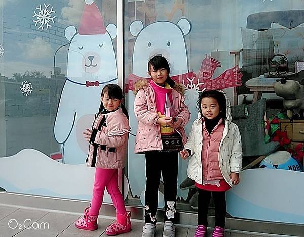 2018.12.28。(7歲3個月又19天)。(5歲6個月又6天)。今天帶3個女兒去午茶-6.jpg