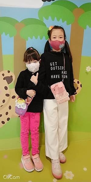 2020.02.03。(8歲又4月又25天)。(6歲7個月又12天)。新竹大魯閣廣場吃午茶玩樂趣-2.jpg
