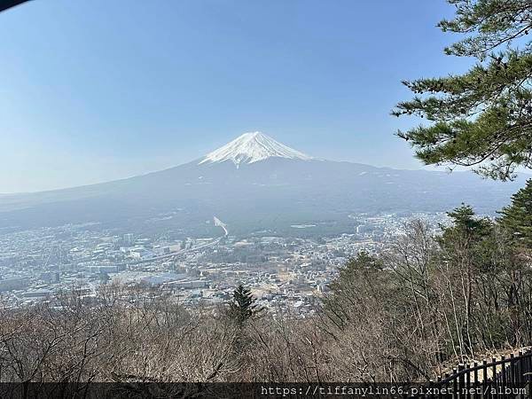 【日本關東】富士山瞭望纜車《河口湖天上山公園》狸貓茶屋&amp;新倉
