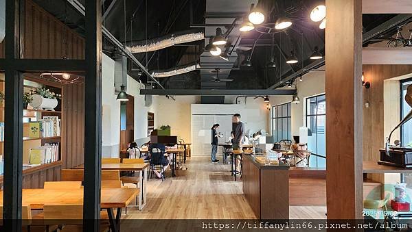 里海cafe20250502_135620.jpg