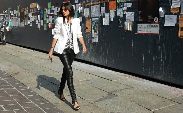 emmanuellealt3.jpg