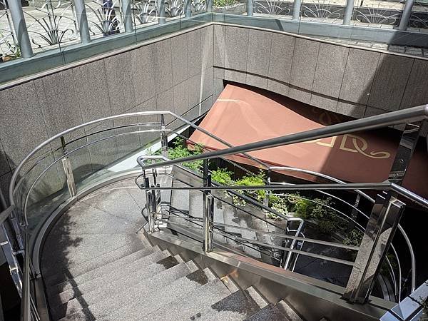 東京代官山米其林一星法餐Maison Paul Bocuse