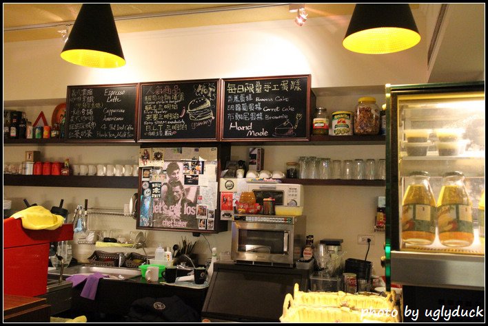 Wayne&apos;s Cafe
