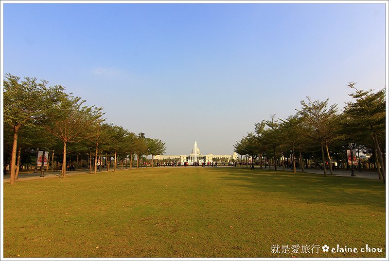 台南都會博物館園區奇美館23.JPG