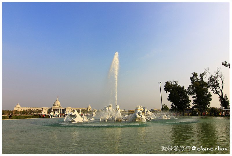 台南都會博物館園區奇美館26.JPG