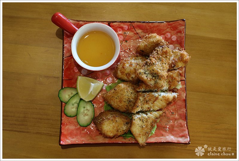 右昌河內越光44(香酥鮮魚餅).JPG