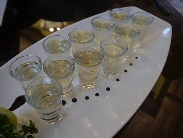 藏酒16