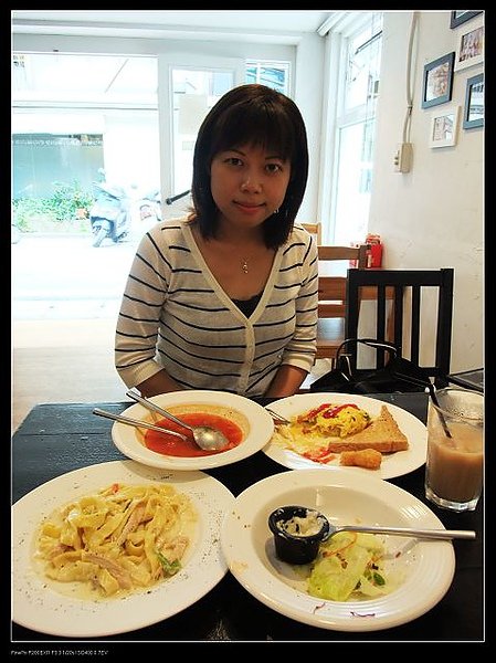 與食物合照1.jpg