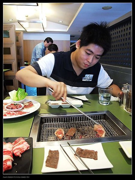 烤的真認真.jpg