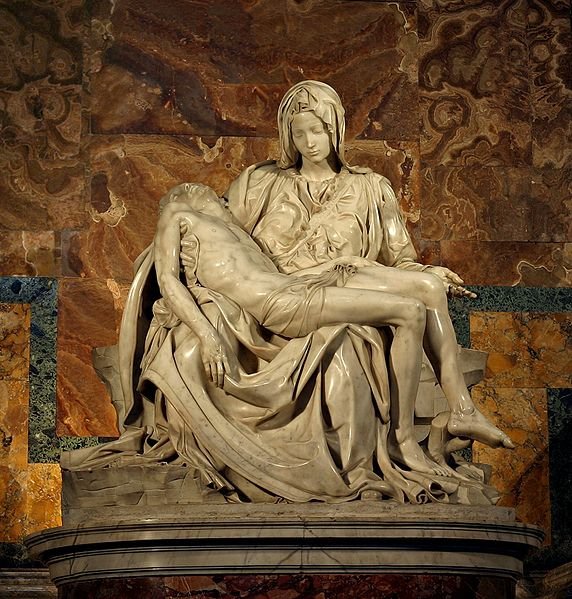 572px-Michelangelo&apos;s_Pieta_5450_cropncleaned_edit.jpg