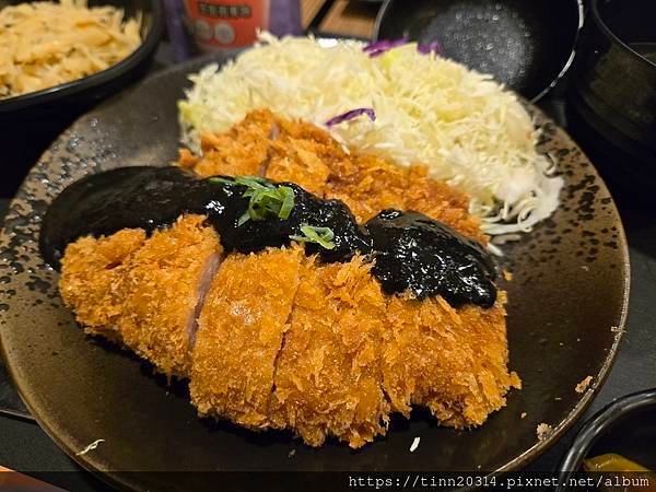 桃園平鎮/墨魚豬排定食、香酥炸腰內肉定食，福勝亭日式豬排專賣
